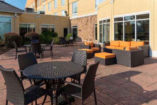 Hilton Garden Inn North Little Rock image 4